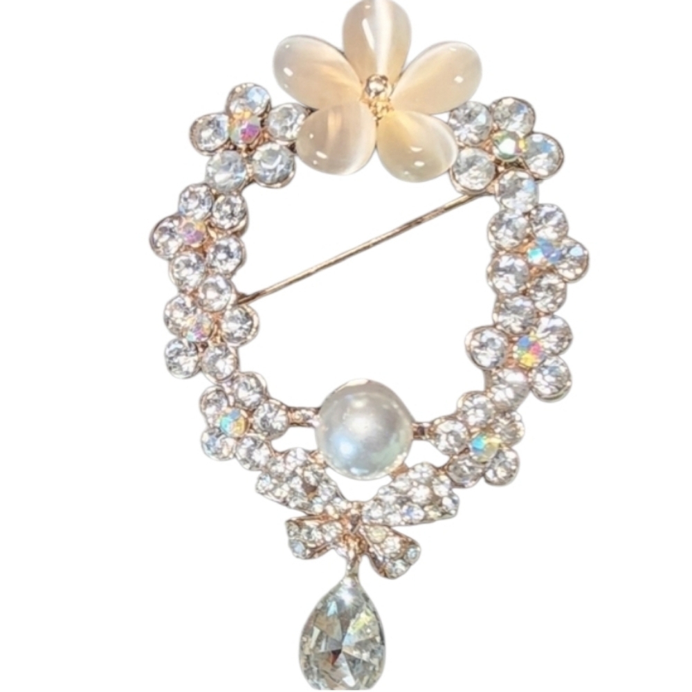 Crystal and Pearl Brooch